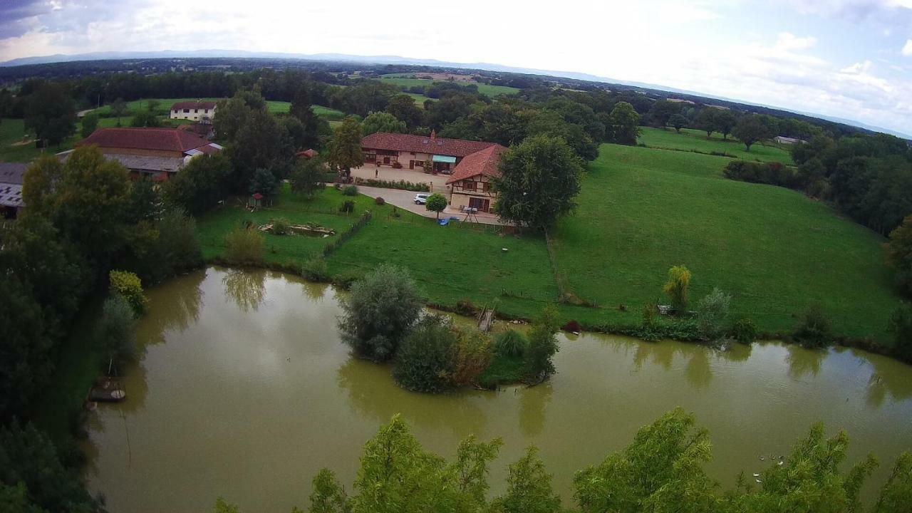 Hotel Domaine Des Charmilles Mantenay-Montlin Exterior foto